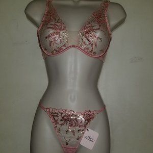 Agent Provocateur Svanna Bra 34B and Thong AP 3 Medium Sand & Pink Foil NWT